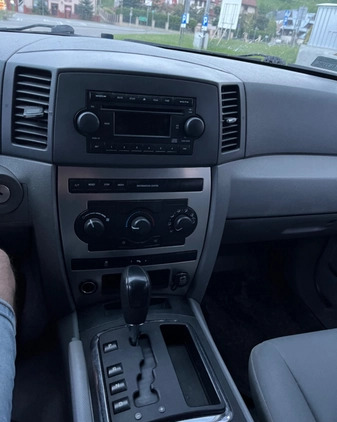 Jeep Grand Cherokee cena 24000 przebieg: 297000, rok produkcji 2005 z Sulejówek małe 37